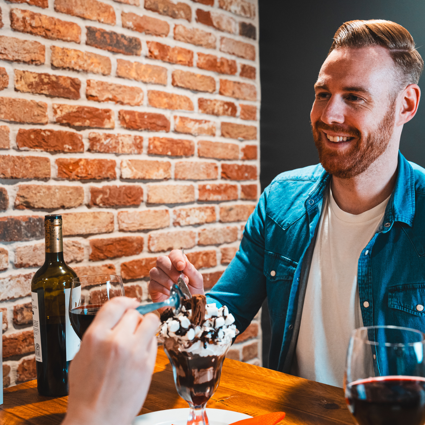 Valentine’s Weekend Dining & Treat Menu at The Blinkin Owl in Oxtens Cwmbran